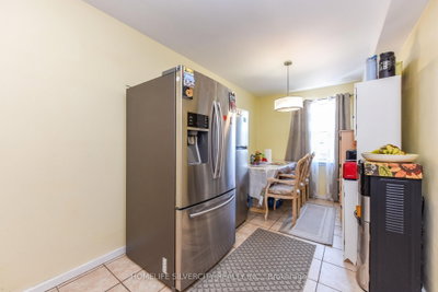7255 Dooley Mississauga,ON L4T 2S7 — Photo 17