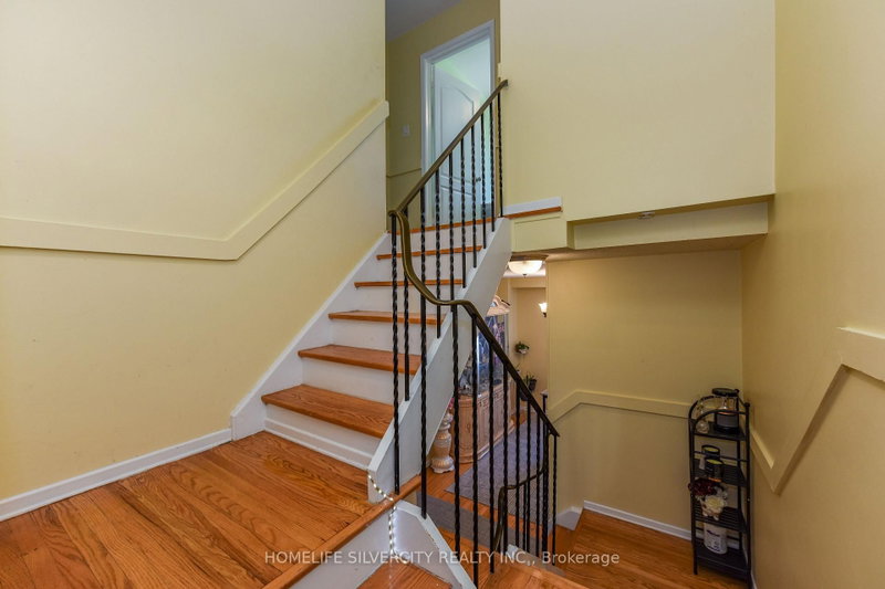 7255 Dooley Mississauga,ON L4T 2S7 — Photo 29