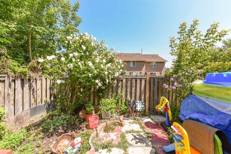 7255 Dooley Mississauga,ON L4T 2S7 — Photo 38