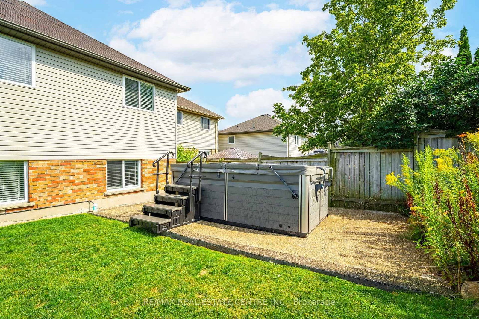20 Henderson Street • Orangeville, ON photo 30