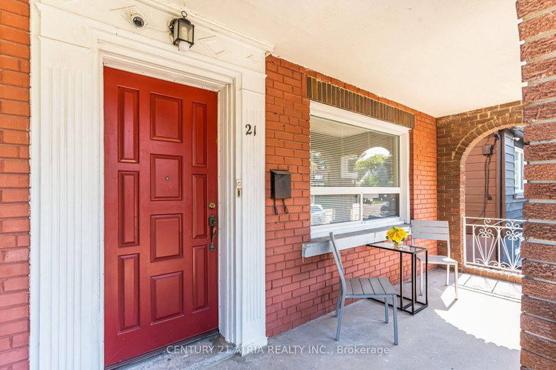 21 Mahoney Avenue