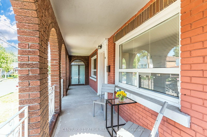 21 Mahoney Avenue