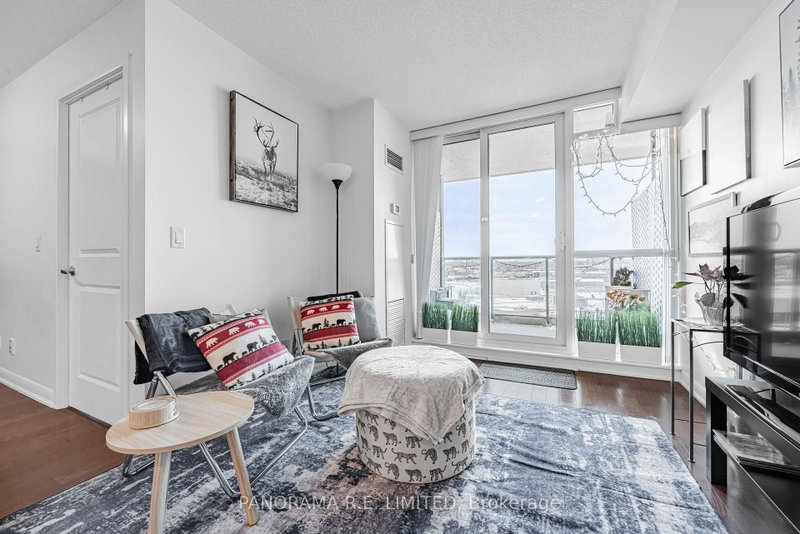 1208 - 215 Sherway Gardens Road