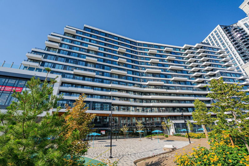 402 - 2485 Eglinton Avenue W