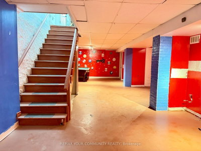 Commercial/Retail for lease at 3052 Dundas Street, Toronto, Ontario, M6P 1Z7 - Junction Area - MLS: W13649494