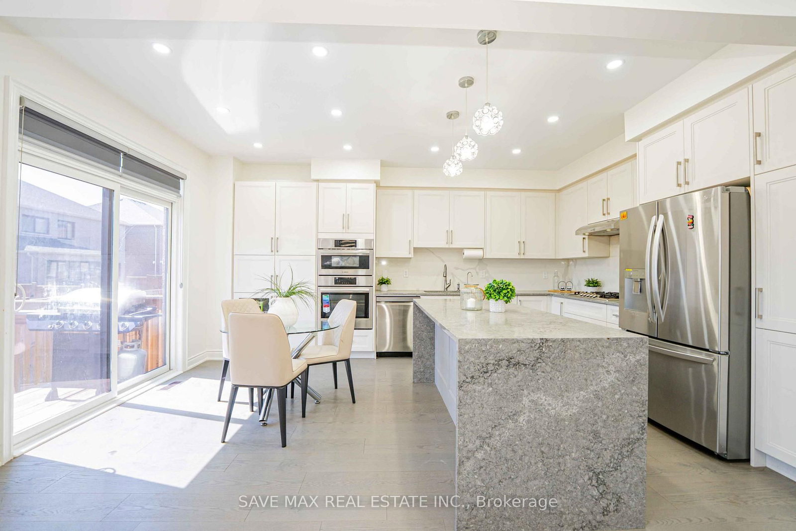 13 Ixworth Circle • Brampton, ON photo 14