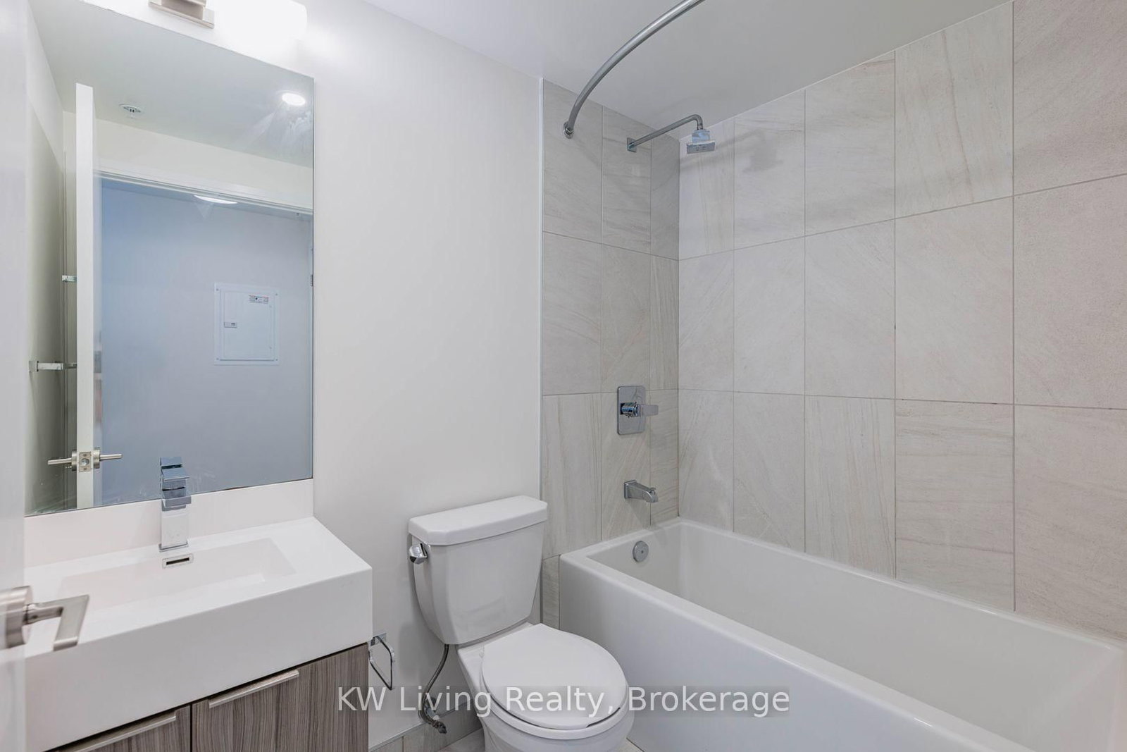 30 Samuel Wood Way • #2009 • Toronto, ON photo 22
