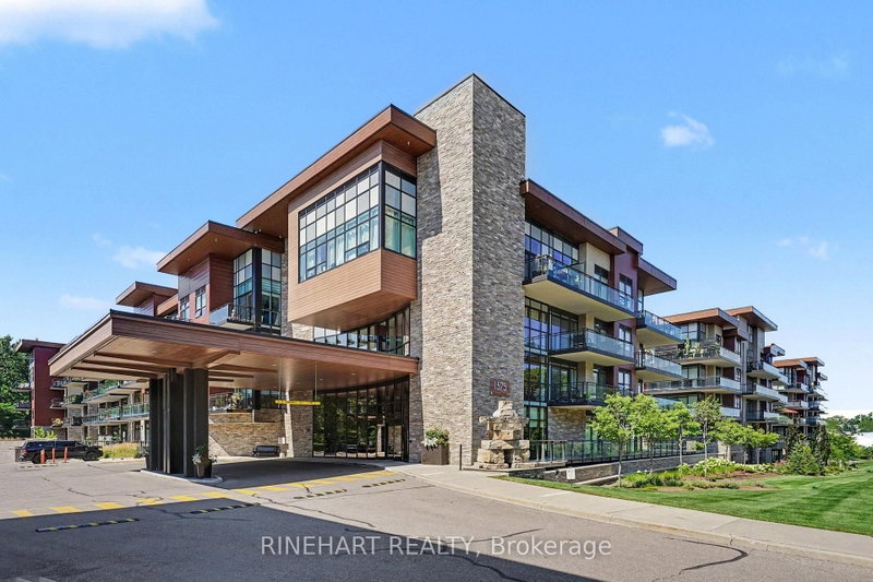 352 - 1575 Lakeshore Road W