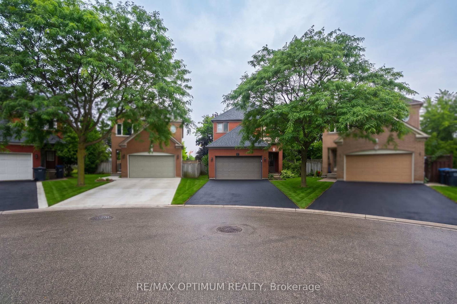 9 Inwood Brampton,ON L6R 1T2 — Photo 4