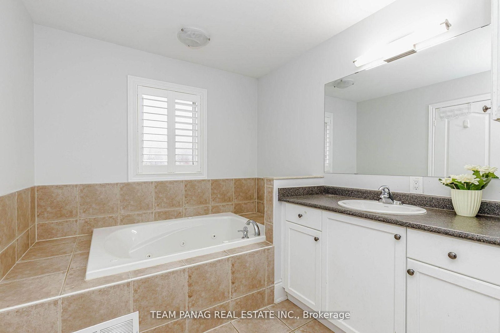 50 Blazing Star Drive • Brampton, ON photo 34