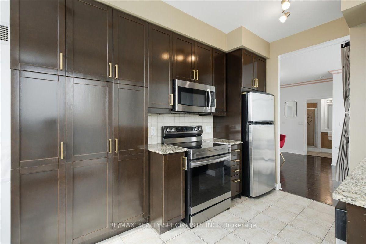 70 Absolute Avenue • #1503 • Mississauga, ON photo 18