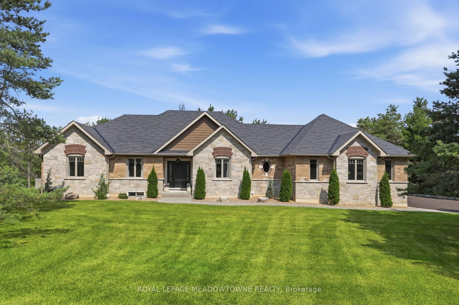 20 Buckstown Trail • Caledon, ON photo 1