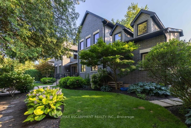 253 Rossmore Blvd photo 4