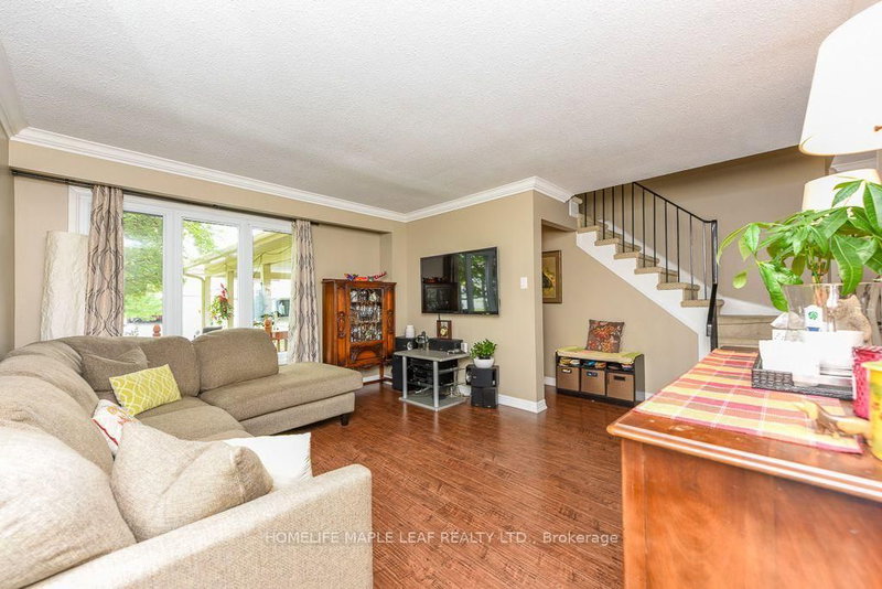 30 Primrose Brampton,ON L6Z 1E2 — Photo 11