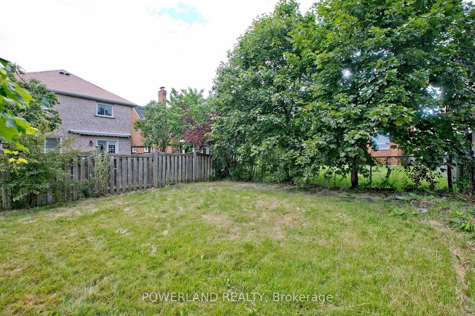2441 Strathmore Crescent • Mississauga, ON photo 36