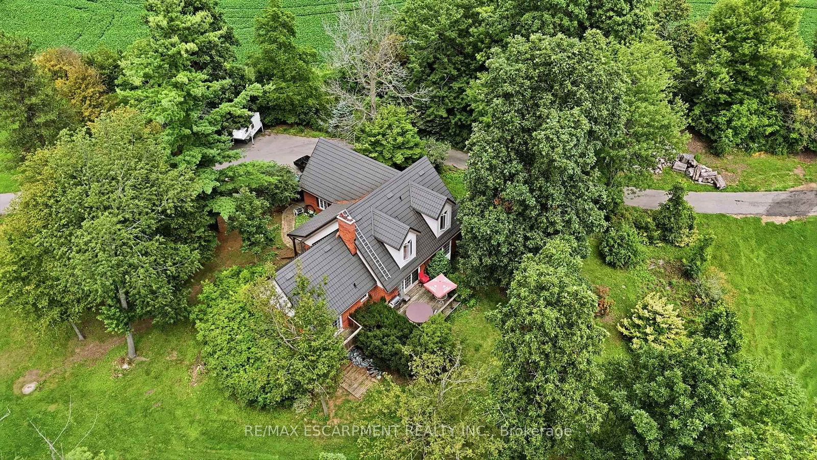 2210 1 Sideroad • Burlington, ON photo 19