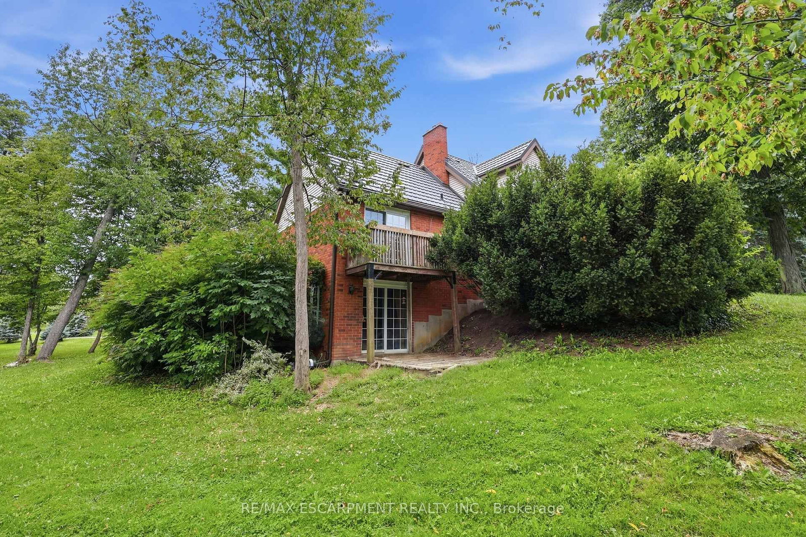 2210 1 Sideroad • Burlington, ON photo 31