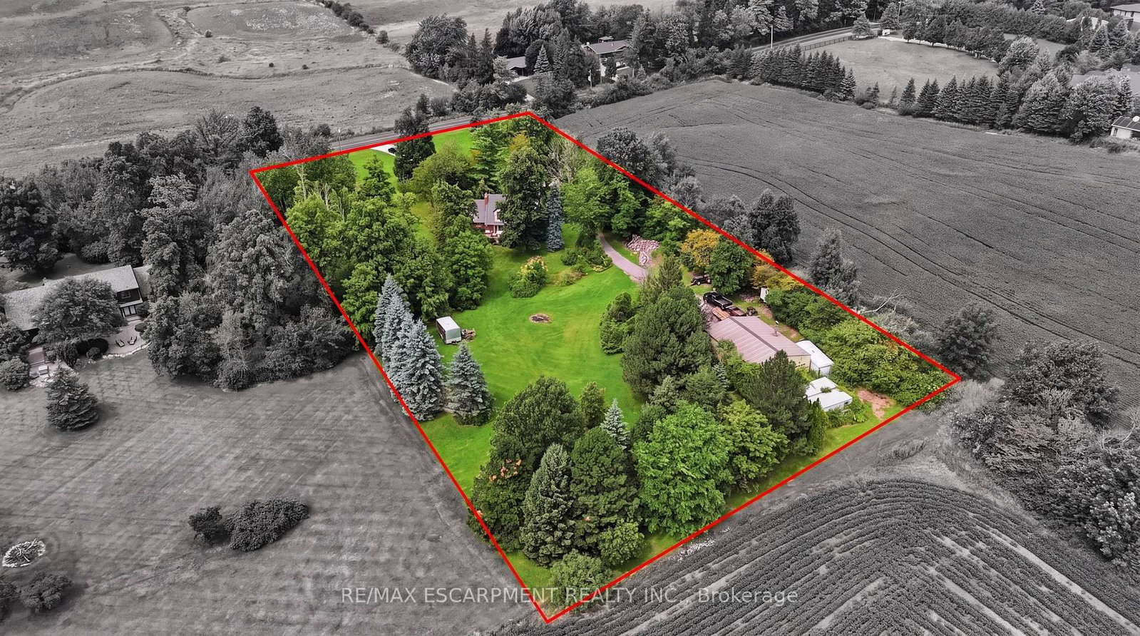 2210 1 Sideroad • Burlington, ON photo 7