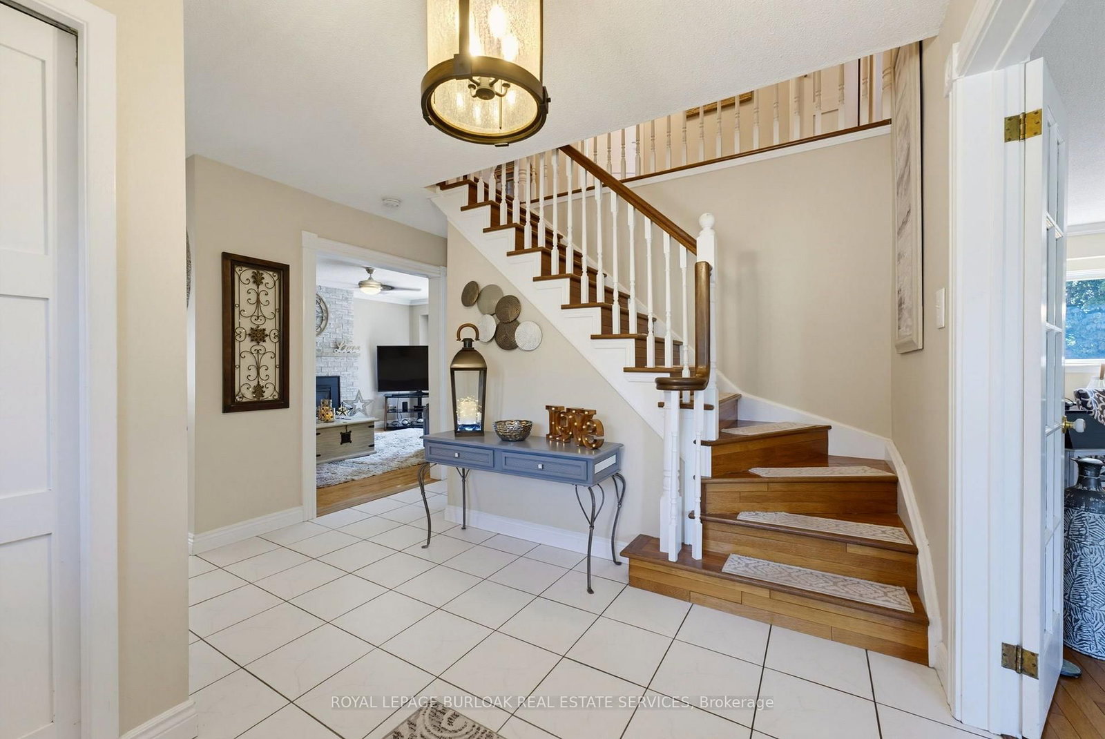 2325 Duncaster Drive • Burlington, ON photo 10