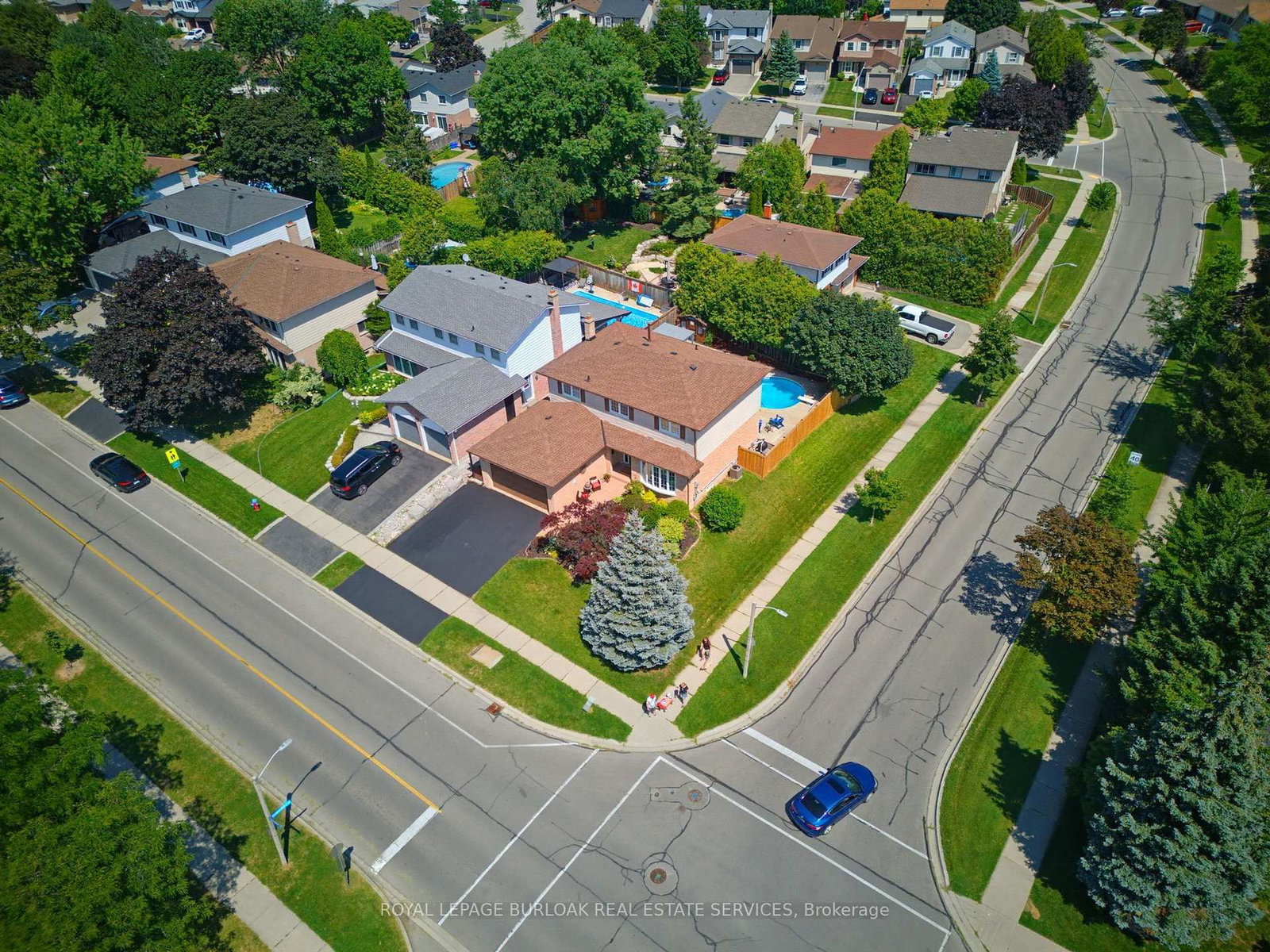 2325 Duncaster Drive • Burlington, ON photo 5