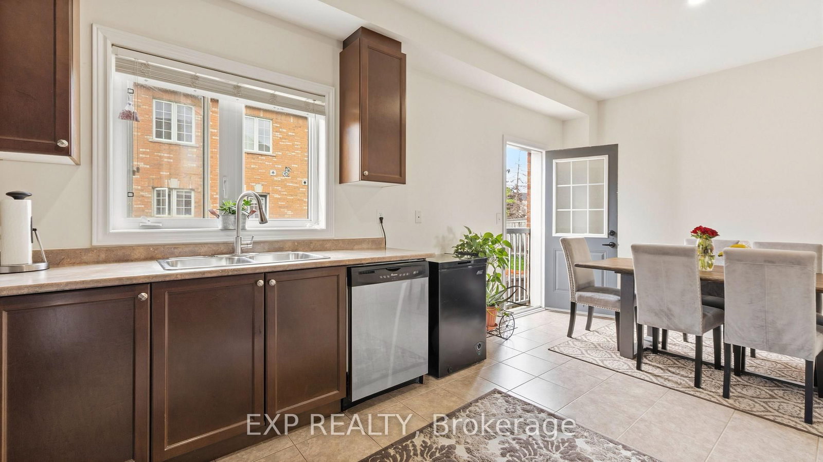 45 October Place • Brampton, ON photo 12