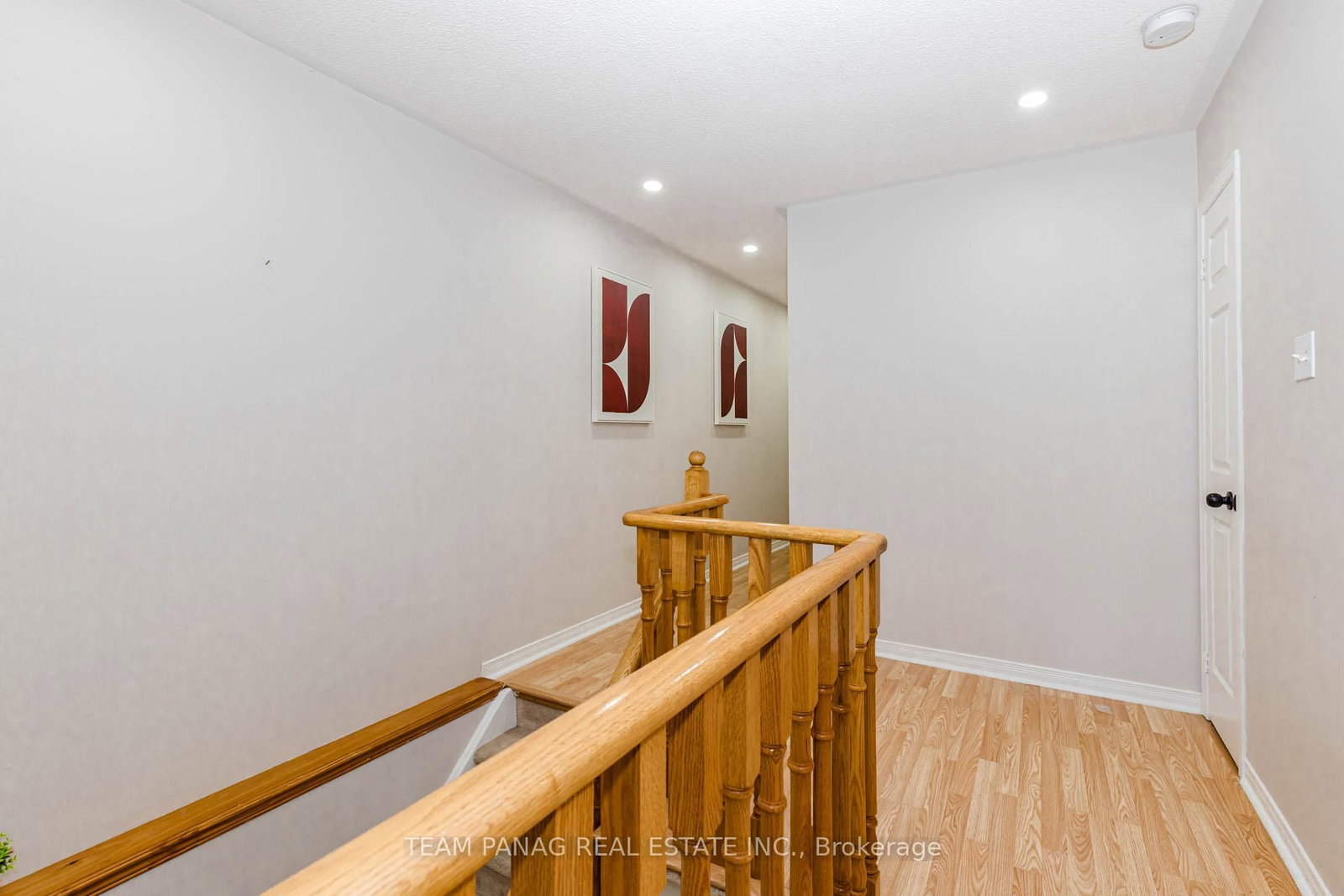 25 Ural Circle • Brampton, ON photo 16