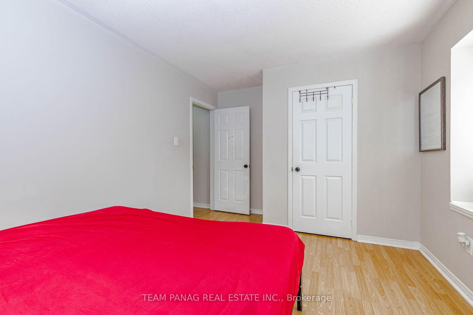 25 Ural Circle • Brampton, ON photo 19