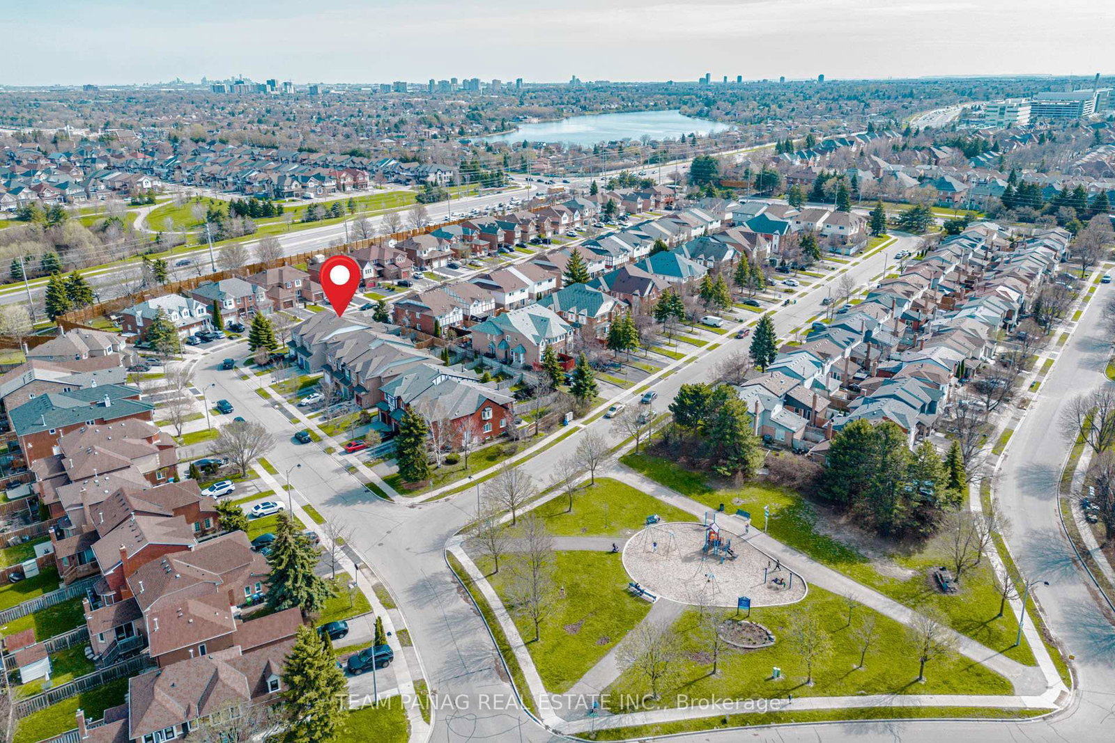 25 Ural Circle • Brampton, ON photo 35