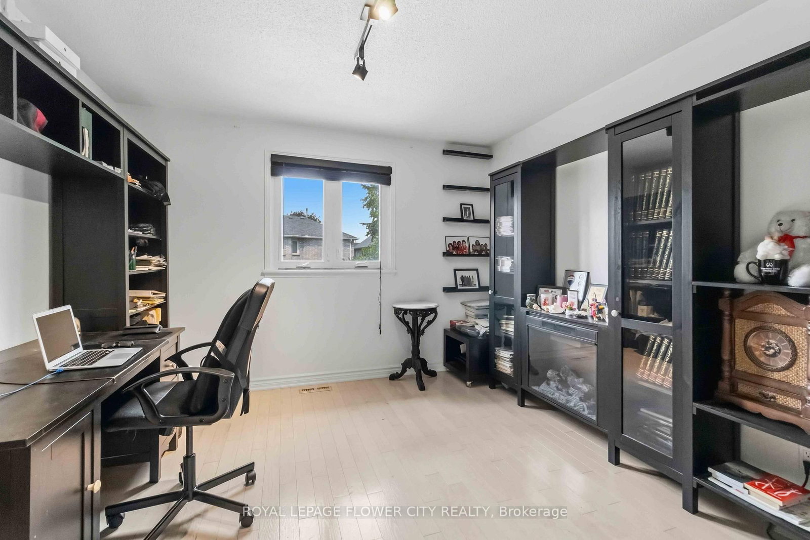18 Pleasant Valley Brampton,ON L6S 5S2 — Photo 19