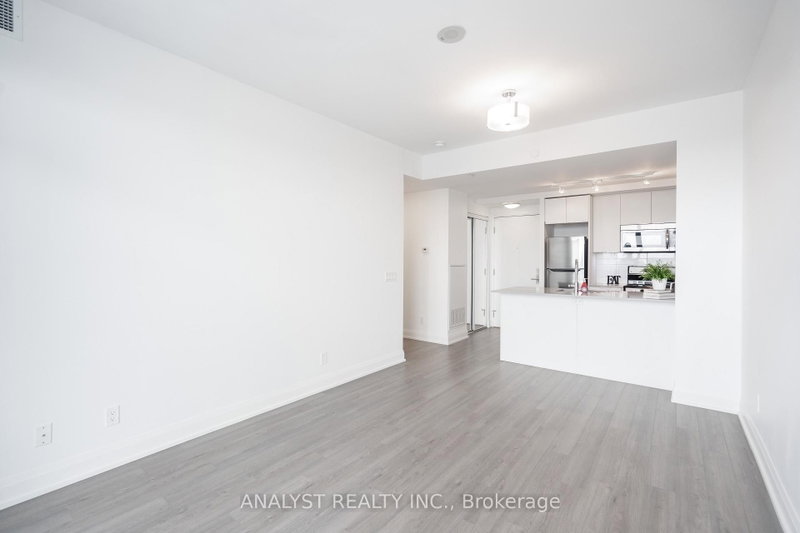 3707 - 56 Annie Craig Drive