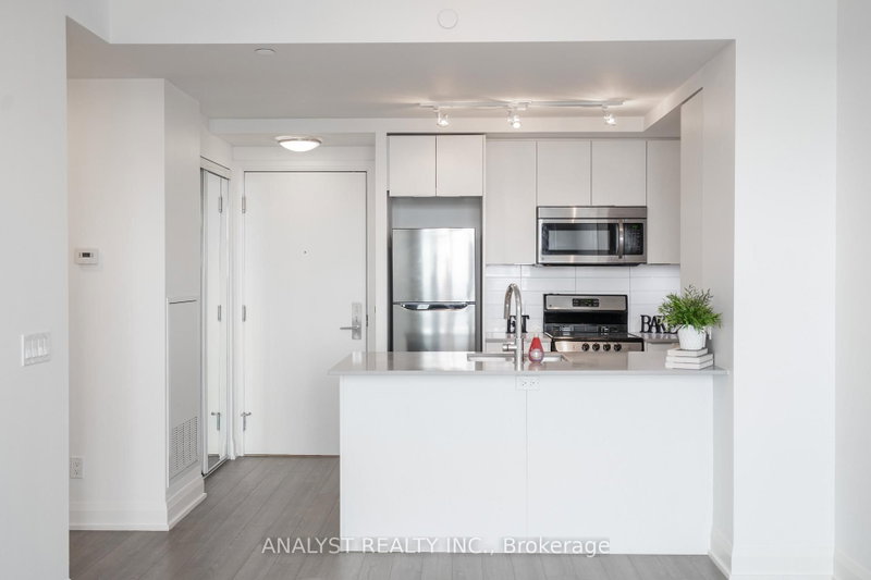 3707 - 56 Annie Craig Drive