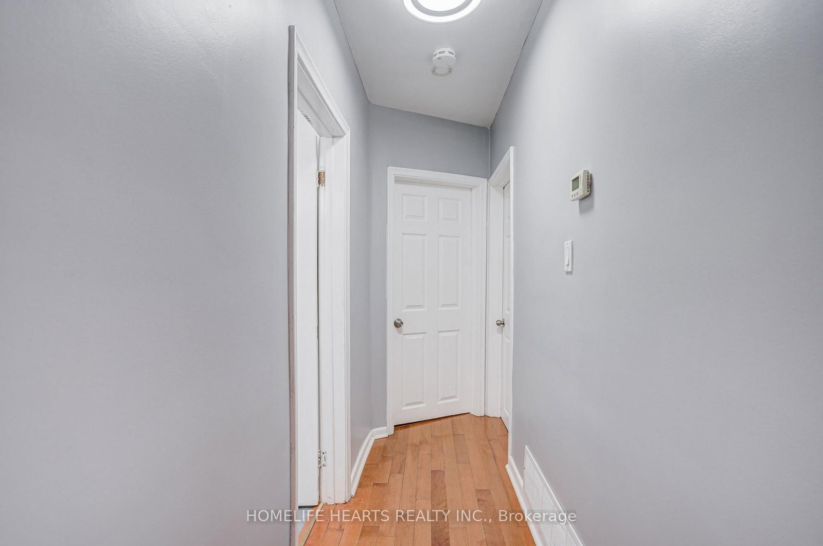 23 Broadview Avenue • Mississauga, ON photo 10