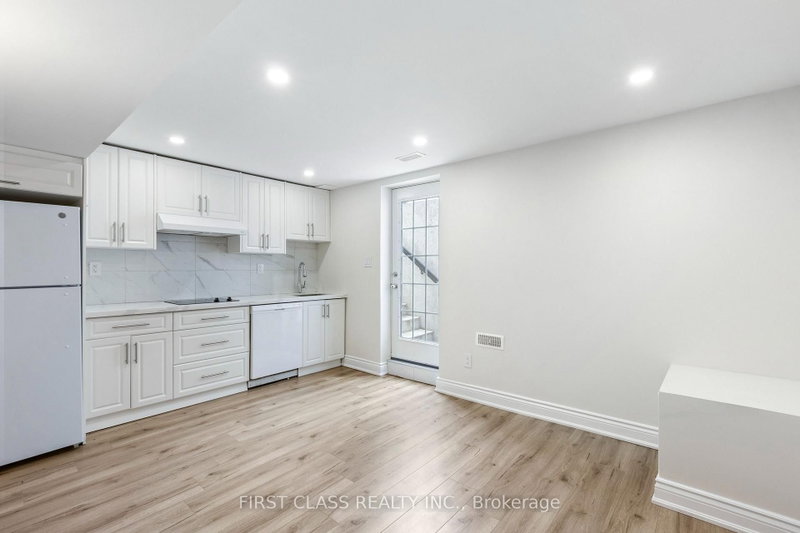 802 Yates Drive