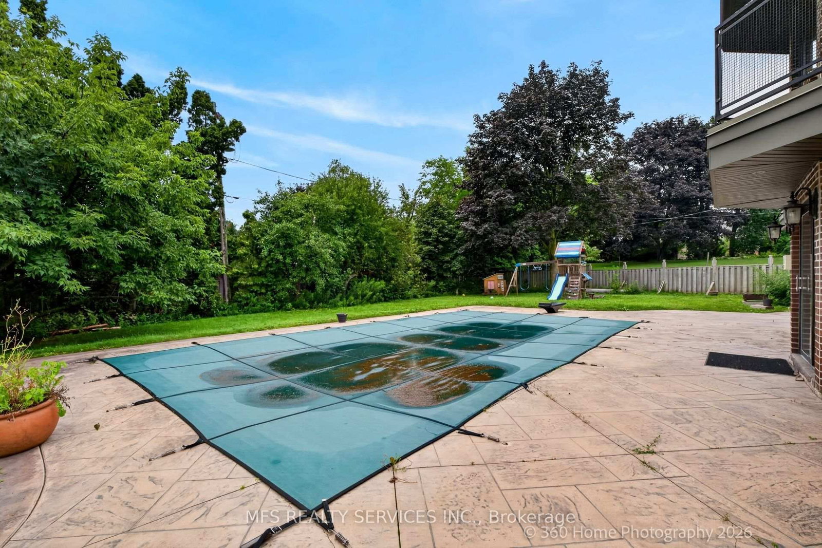 5 Morley Court • Toronto, ON photo 7