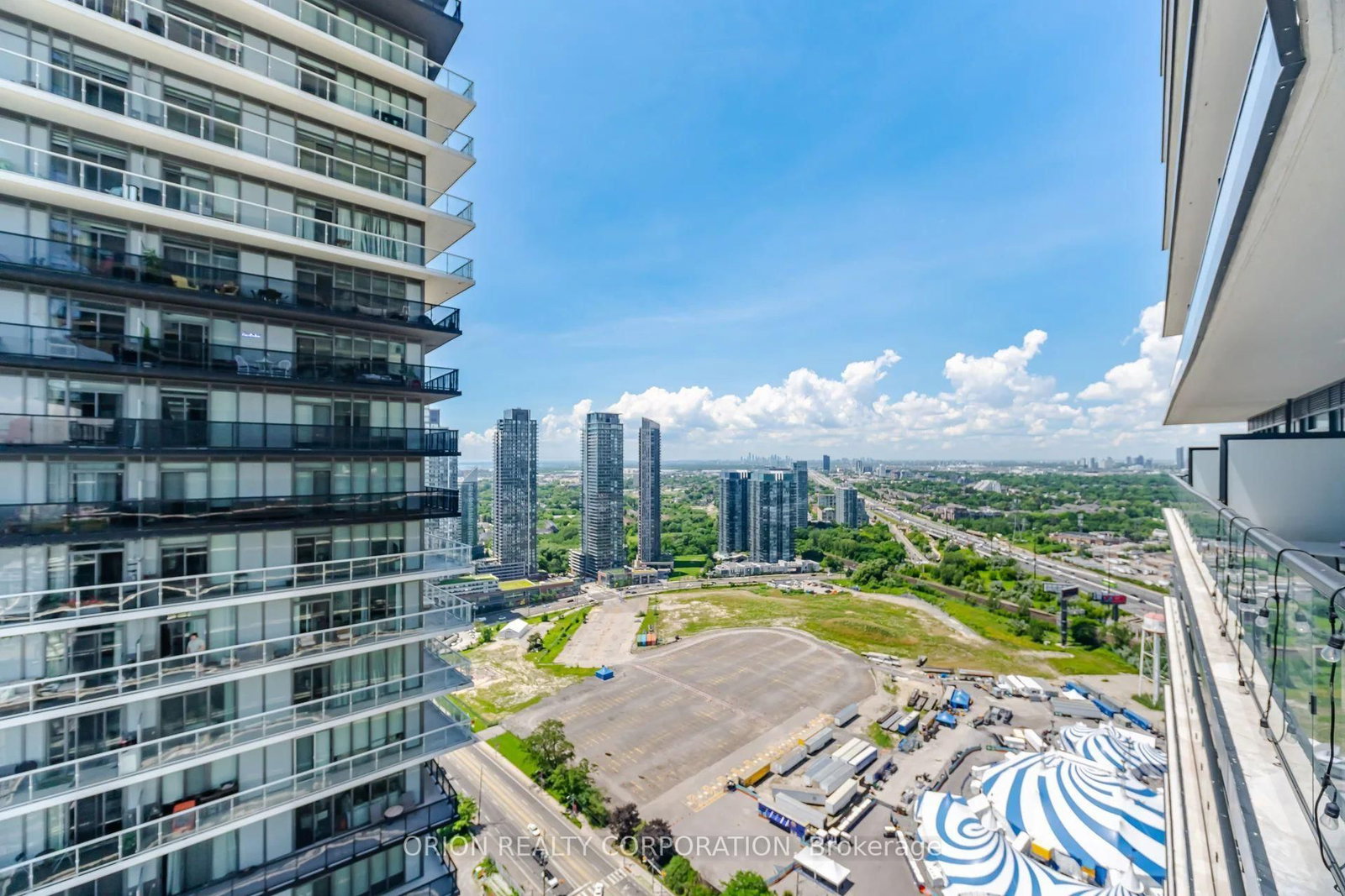 38 Annie Craig Drive • #3605 • Toronto, ON photo 38
