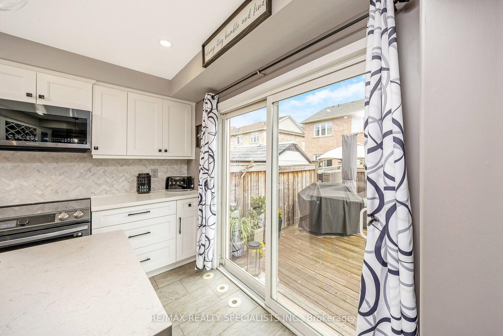 590 Speyer Circle • Milton, ON photo 18