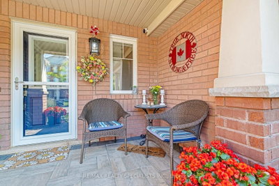 590 Speyer Circle • Milton, ON photo 4