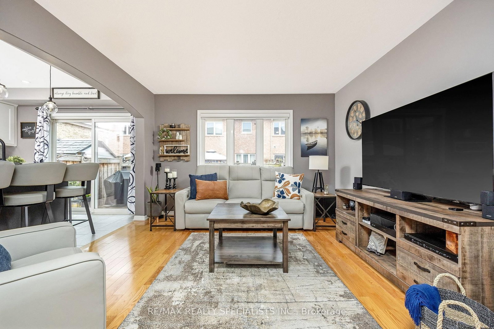 590 Speyer Circle • Milton, ON photo 8