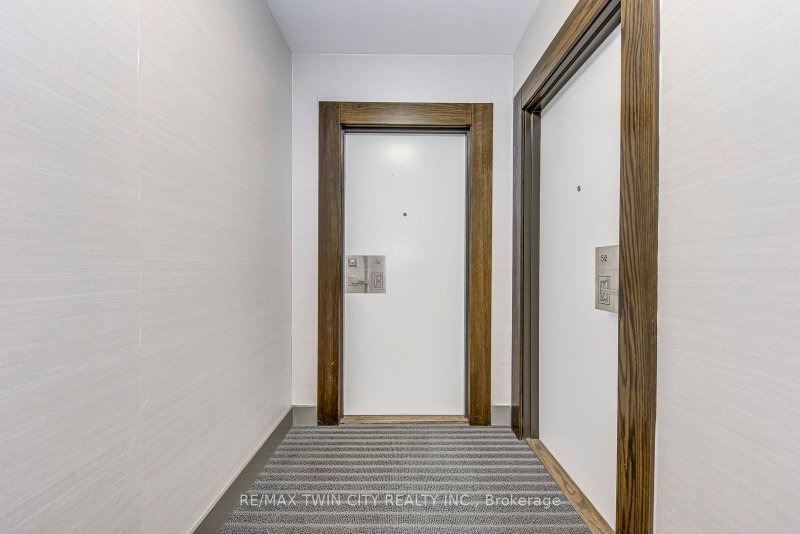 510 Curran Mississauga,ON L5B 0J8 — Photo 8
