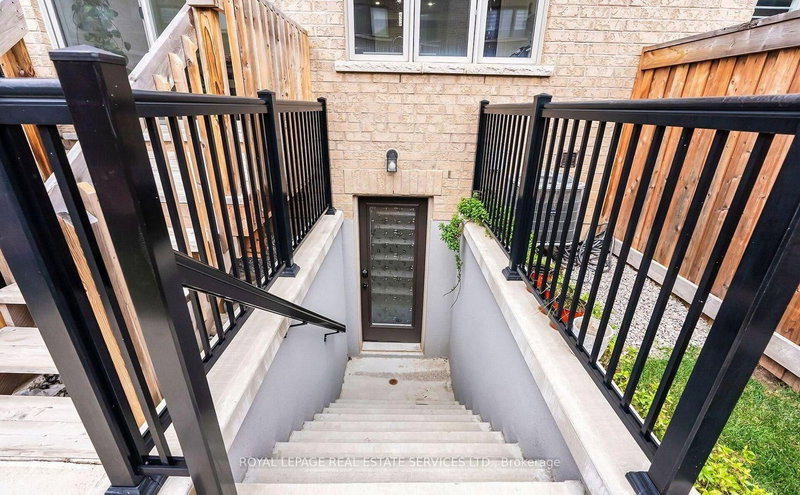 Lower - 488 Parent Place
