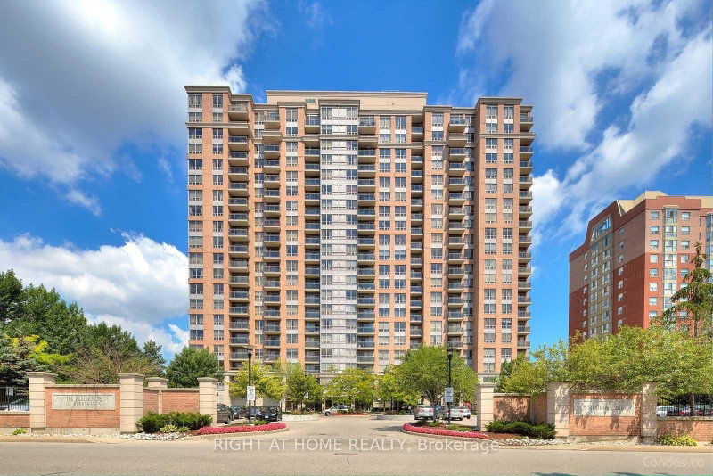 1808 - 55 Strathaven Drive
