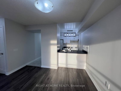 55 Strathaven Mississauga,ON L5R 4G9 — Photo 10