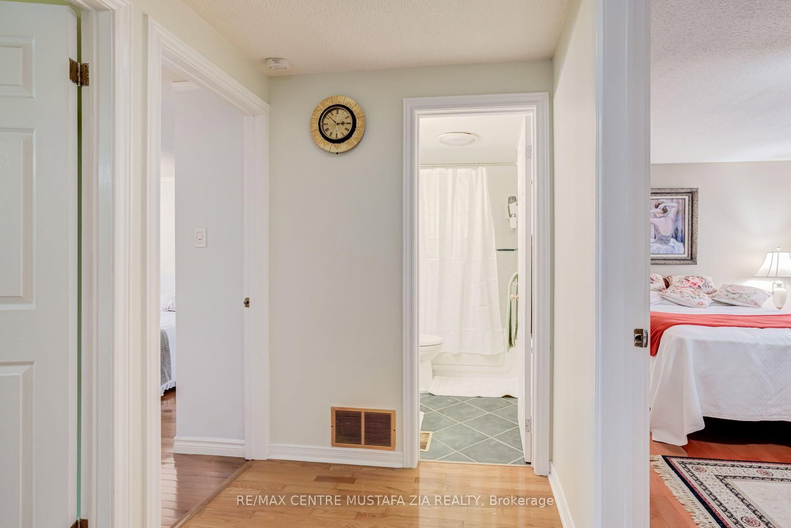 2440 Bromsgrove Road • #100 • Mississauga, ON photo 30