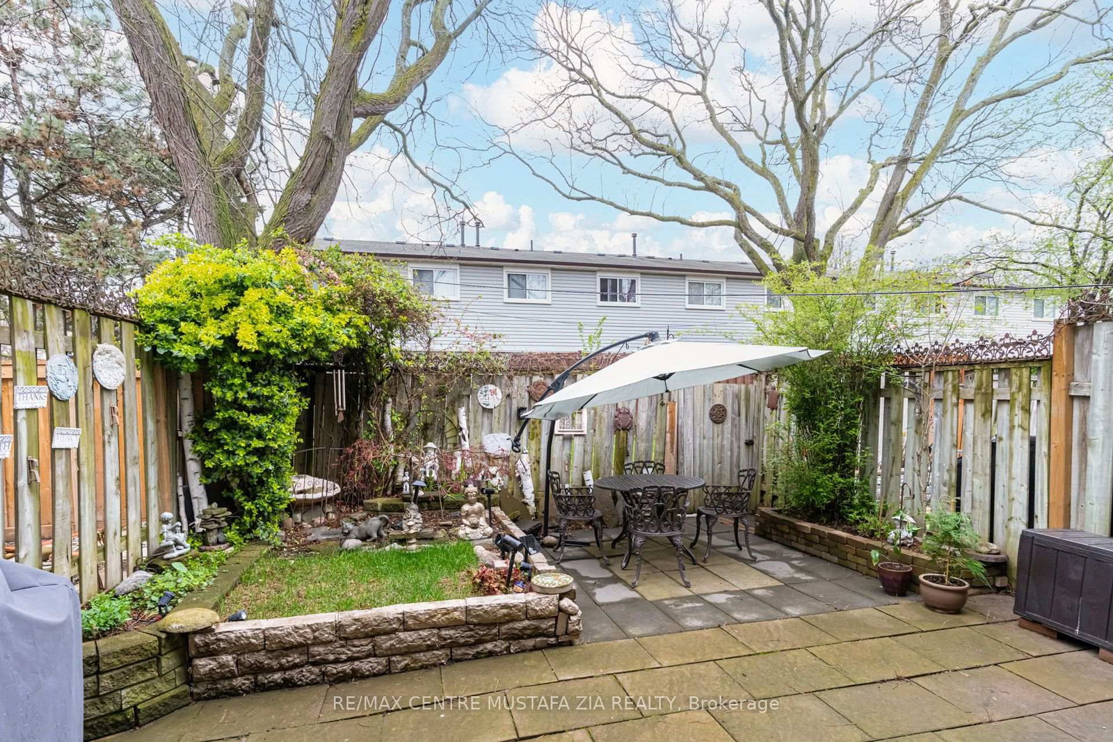 2440 Bromsgrove Road • #100 • Mississauga, ON photo 39