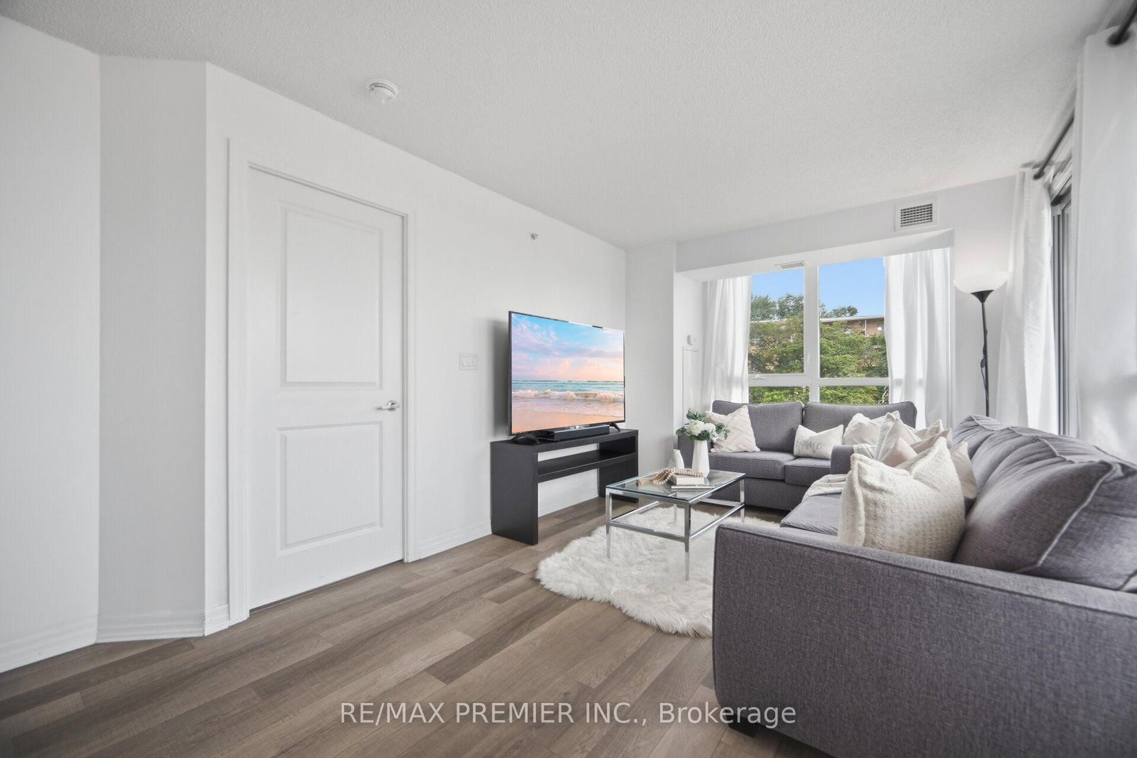 80 Esther Lorrie Drive • #312 • Toronto, ON photo 18