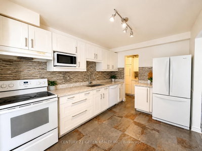 6777 Formentera Mississauga,ON L5N 2M3 — Photo 12