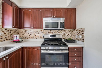 58 Archdekin Brampton,ON L6V 1Y5 — Photo 13