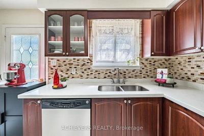 58 Archdekin Brampton,ON L6V 1Y5 — Photo 14