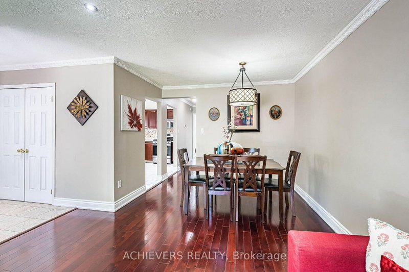 58 Archdekin Brampton,ON L6V 1Y5 — Photo 9