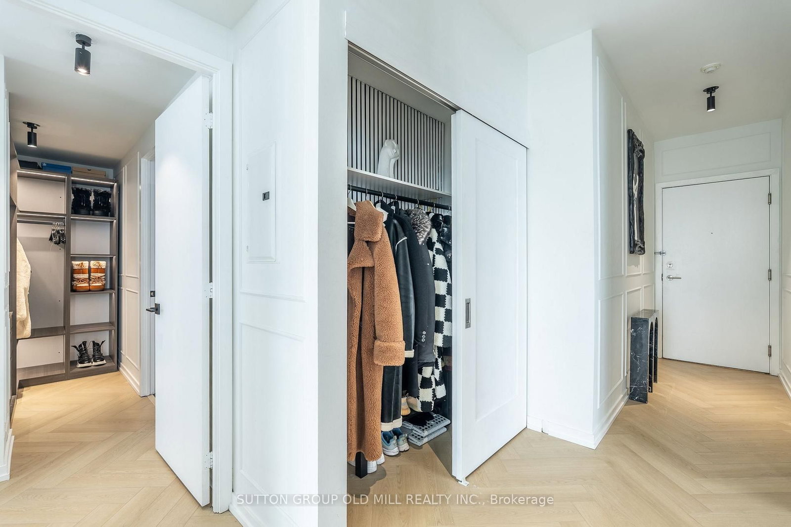 103 The Queensway • #2505 • Toronto, ON photo 37